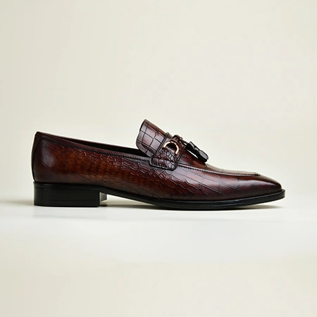  Shoes & Footwear Photography in Noida for Formal Shoes